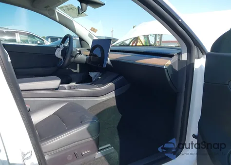 2021 Tesla Model Y из США, поврежденный, VIN 5YJYGDEE7MF295602